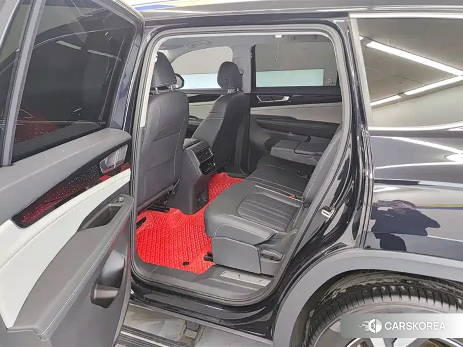 Volkswagen Tourang 2021 Черный из Китая, фото 5
