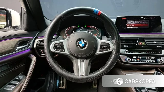 BMW 5 Series (G30) 2020 Белый из Кореи, фото 4