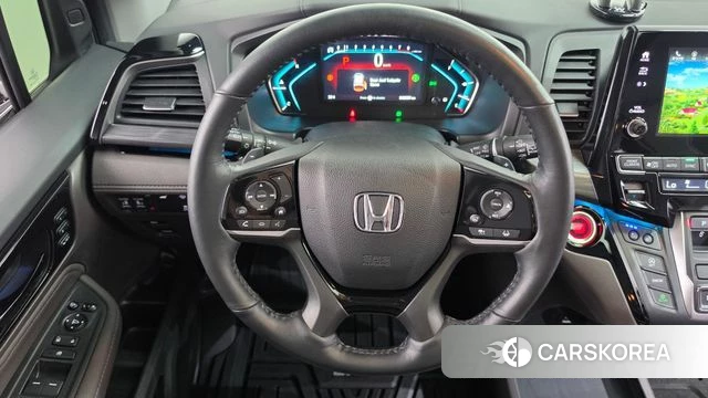 Honda Odyssey 2021 Белый из Кореи, фото 4