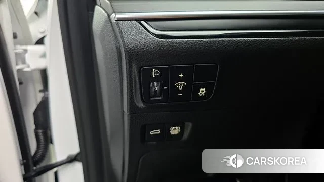 Kia The New K5 Hybrid 3rd generation 2024 Белый из Кореи, фото 4