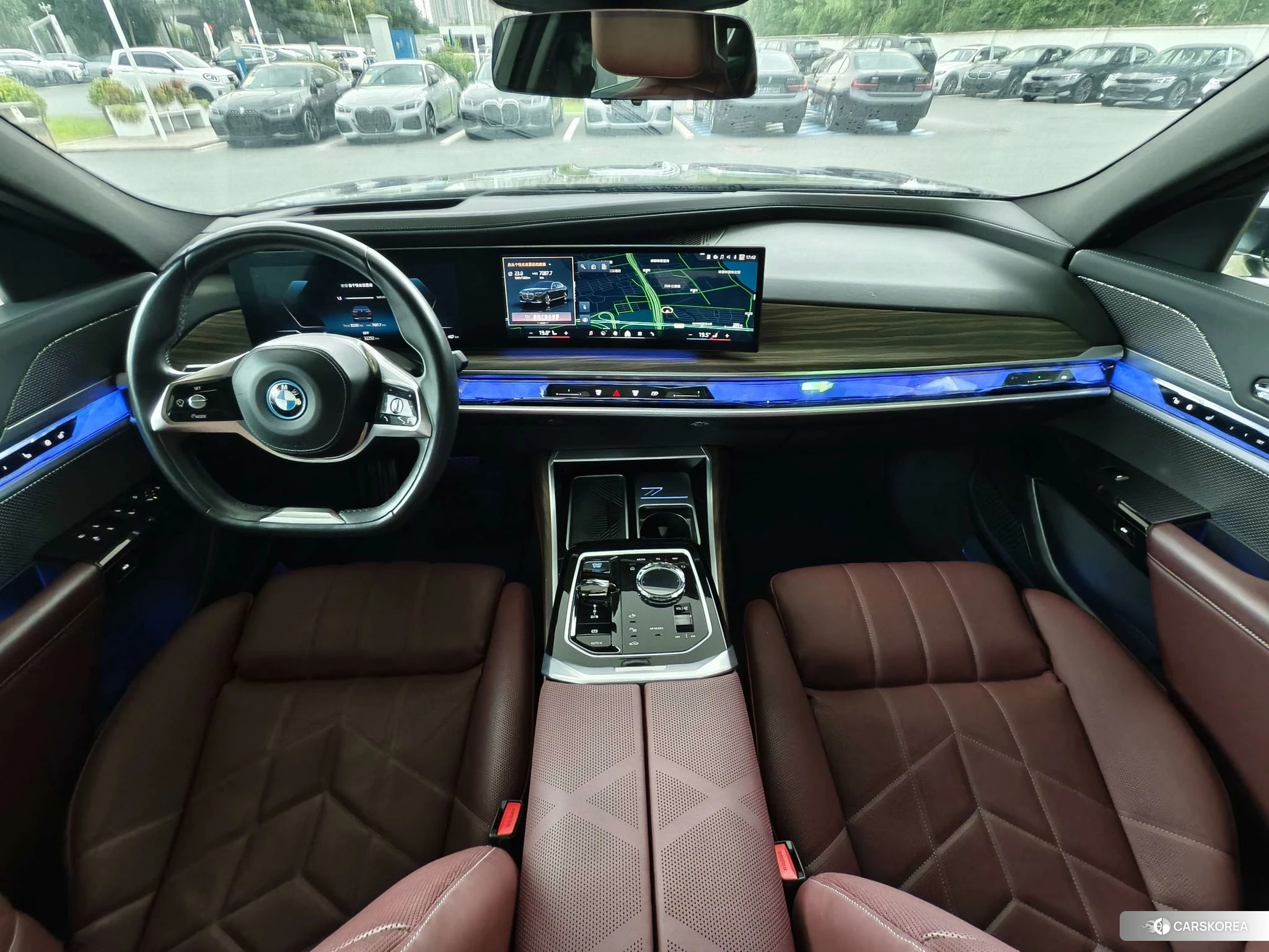 BMW i7 2023 Темно-серый из Китая, фото 4