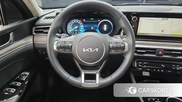 Kia K5 3rd generation 2023 Черный из Кореи, фото 4