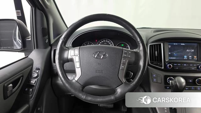Hyundai The New Grand Starex 2018 Серебристо-серый из Кореи, фото 4