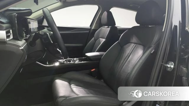 Kia K5 3rd generation 2021 Черный из Кореи, фото 4