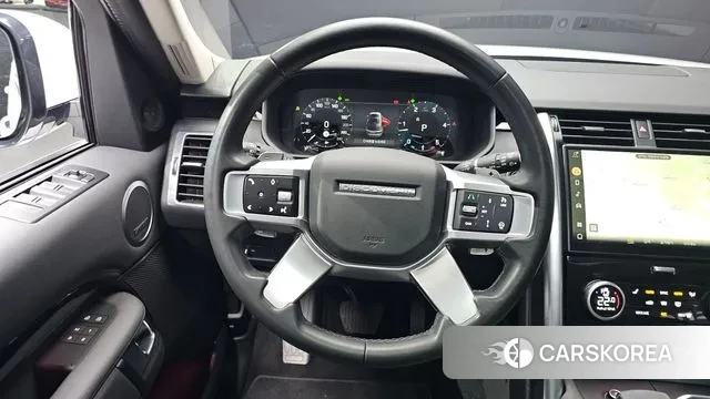 Land Rover Discovery 5 2022 Белый из Кореи, фото 4