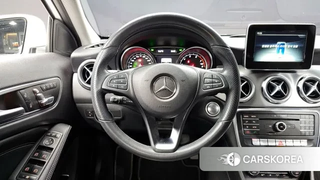 Mercedes-Benz GLA-Class X156 2019 Белый из Кореи, фото 4