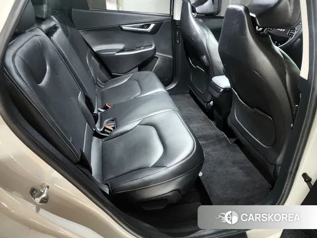 Kia EV6 2022 Жемчужный цвет из Кореи, фото 4