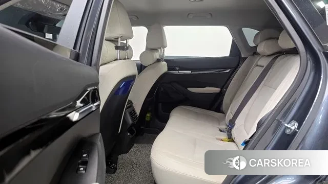 Kia Seltos 2021 Серый из Кореи, фото 4