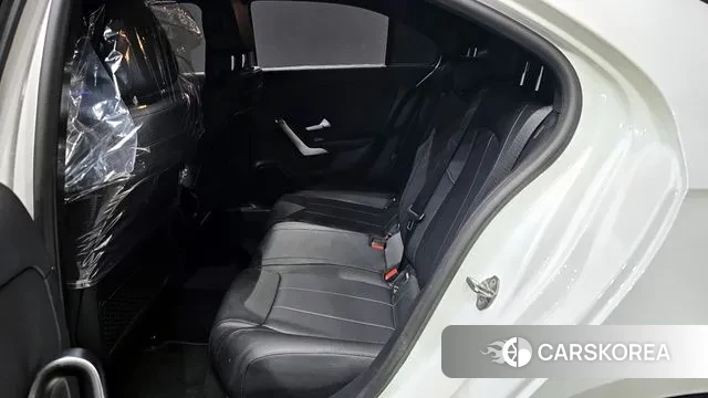 Mercedes-Benz A-Class W177 2021 Белый из Кореи, фото 4