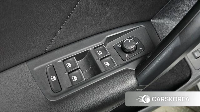 Volkswagen Tiguan second Generation 2020 Белый из Кореи, фото 4