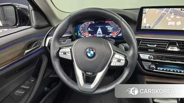 BMW 5 Series (G30) 2023 Черный из Кореи, фото 4