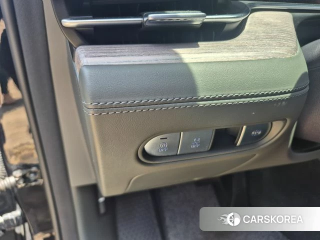 Genesis G90 (RS4) 2022 Черный из Кореи, фото 4