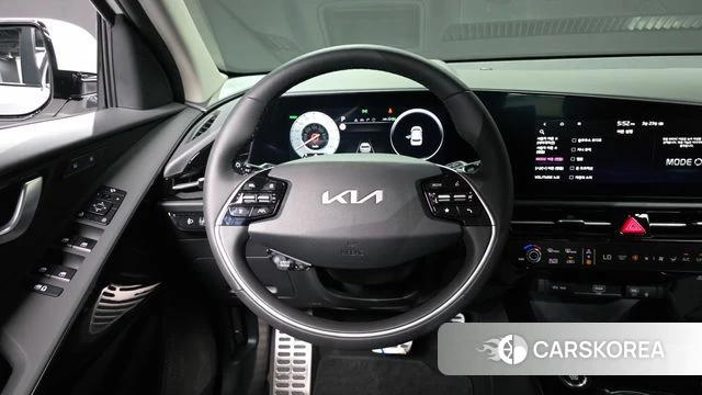 Kia Di Ol Nu Niro 2025 Белый из Кореи, фото 4