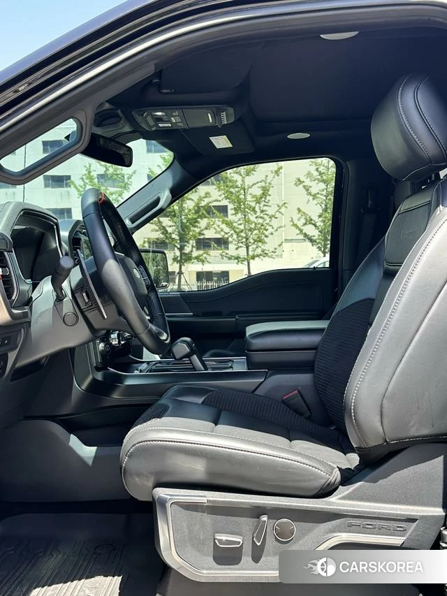 Ford F-150 Raptor 2024 Черный из Китая, фото 4