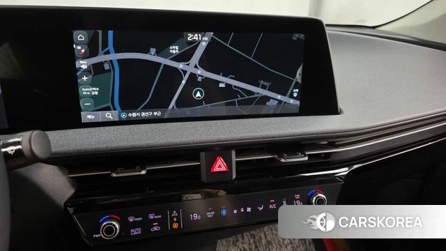 Kia EV6 2021 Жемчужный цвет из Кореи, фото 4
