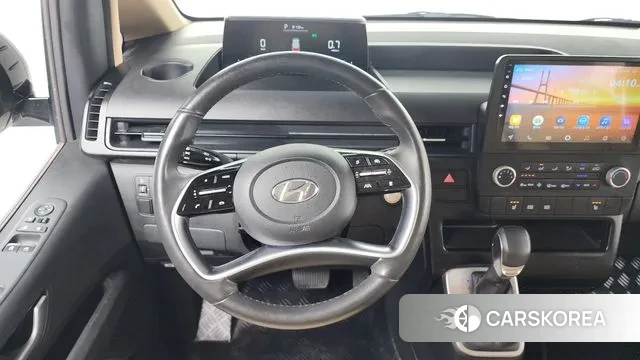 Hyundai Staria 2023 Белый из Кореи, фото 4