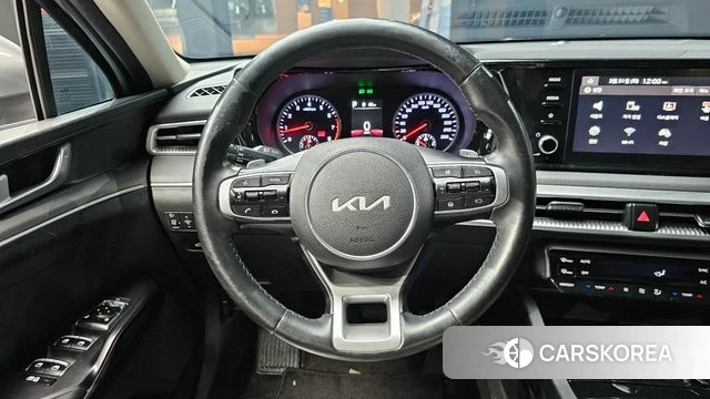 Kia K5 3rd generation 2021 Серебряный из Кореи, фото 4