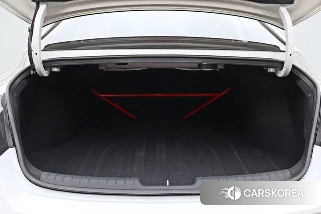 Hyundai Avante (CN7) 2021 Белый из Кореи, фото 4