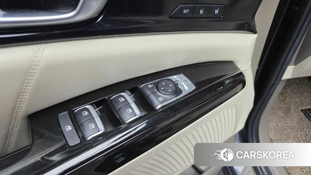 Kia Carnival 4th generation 2023 Серый из Кореи, фото 4
