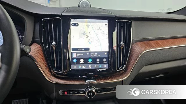 Volvo XC60 second Generation 2025 Белый из Кореи, фото 4