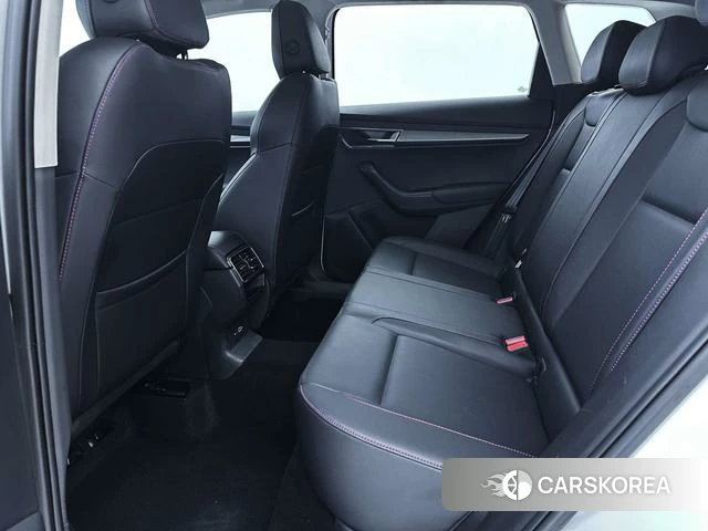 Skoda Krok 2024 Белый из Китая, фото 4