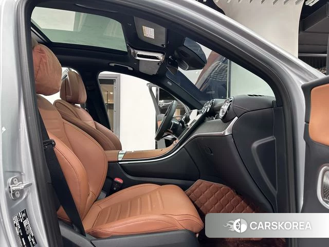 Mercedes-Benz GLC 2024 Серебристо-серый из Китая, фото 4