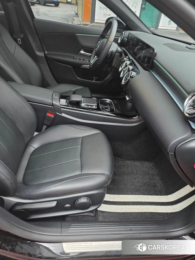 Mercedes-Benz A-Class W177 2022 Черный из Кореи, фото 4