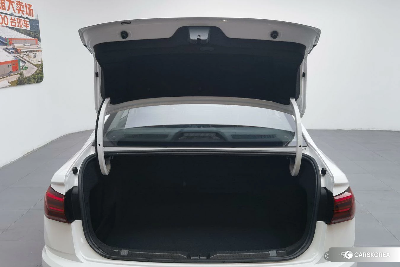 Volkswagen Bora 2019 Белый из Китая, фото 4