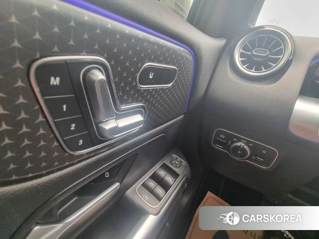 Mercedes-Benz GLB-Class X247 2024 Белый из Кореи, фото 4