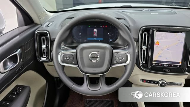 Volvo XC40 2025 Белый из Кореи, фото 4