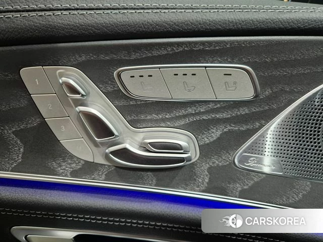 Mercedes-Benz AMG GT 2025 Черный из Кореи, фото 4