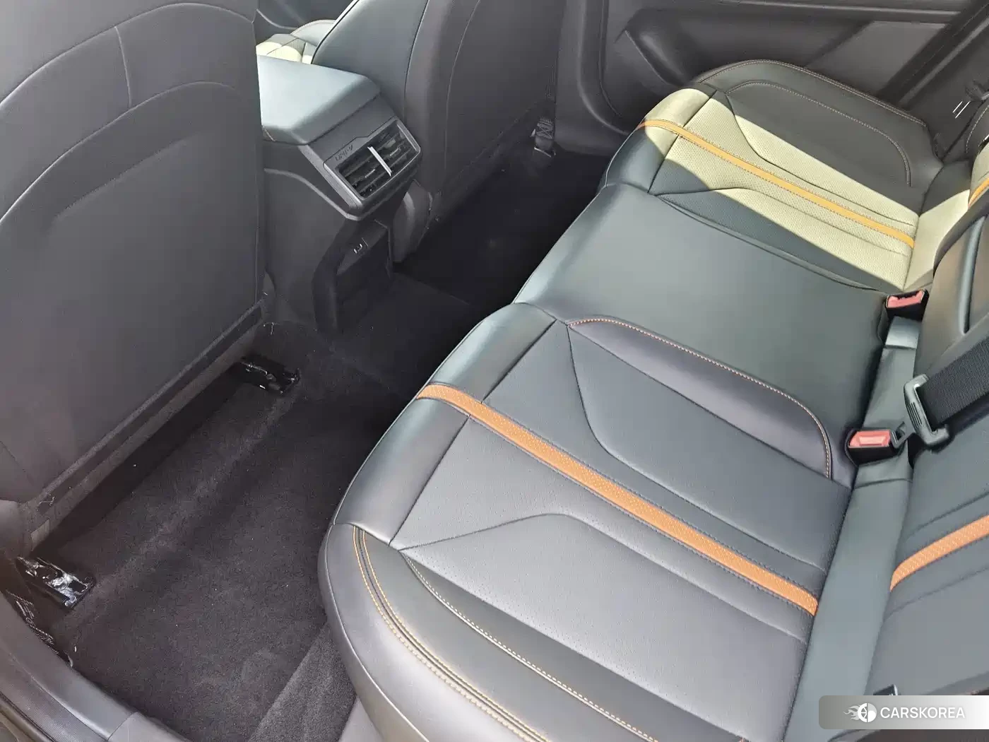Chang'an UNI-V 2024 Silver/gray из Китая, фото 4