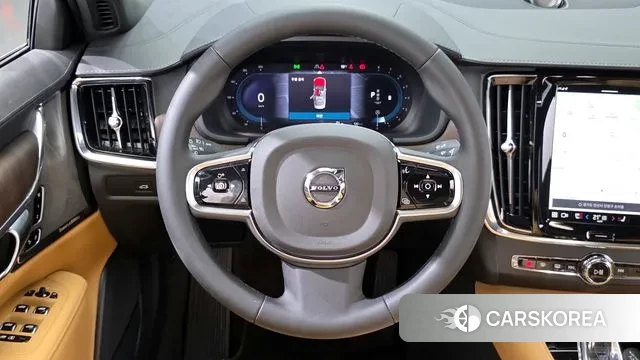 Volvo S90 2024 Серый из Кореи, фото 4