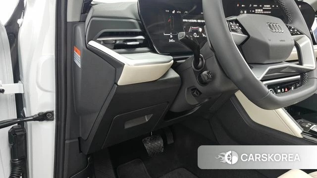 Audi Q5 (80A) 2025 Белый из Кореи, фото 4