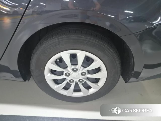 Kia The New K3 2nd generation 2022 Серый из Кореи, фото 4