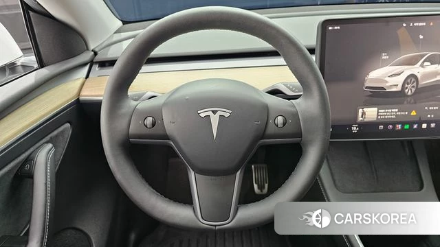 Tesla Model Y 2023 Белый из Кореи, фото 4