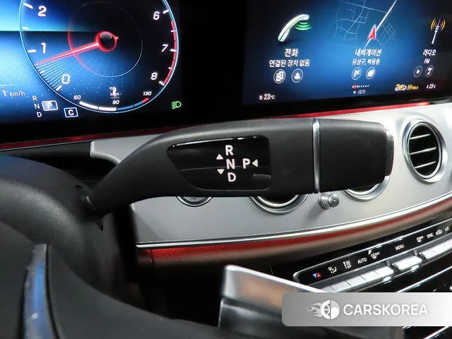 Mercedes-Benz E-Class W213 2021 Белый из Кореи, фото 4