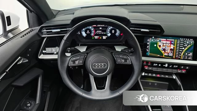 Audi A3 (8Y) 2023 Белый из Кореи, фото 4