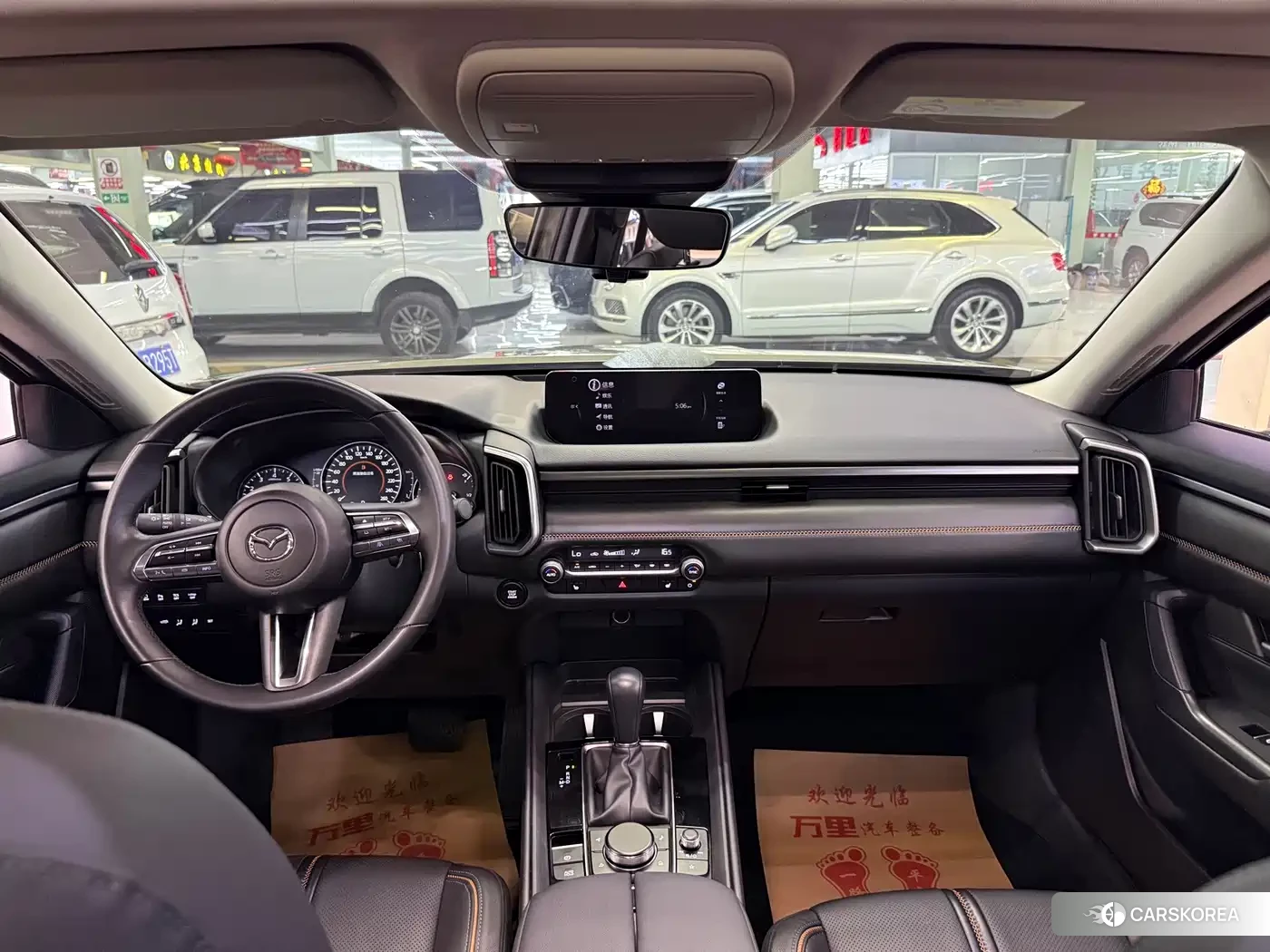 Mazda CX-50 2024 Champagne/brown из Китая, фото 4