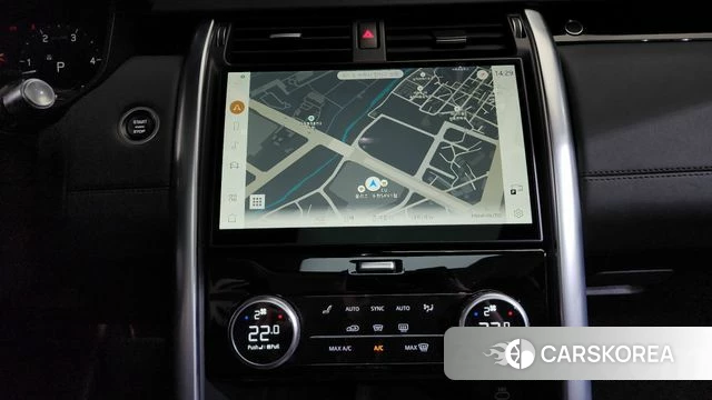 Land Rover Discovery 5 2021 Черный из Кореи, фото 4