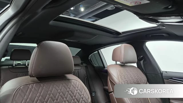 BMW 5 Series (G30) 2023 Черный из Кореи, фото 4