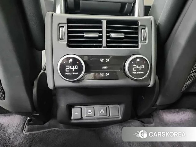 Land Rover Discovery 5 2023 Черный из Кореи, фото 4