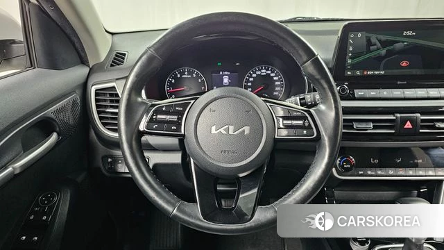 Kia Seltos 2021 Белый из Кореи, фото 4