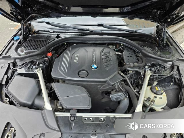 BMW 5 Series (G30) 2018 Черный из Кореи, фото 4