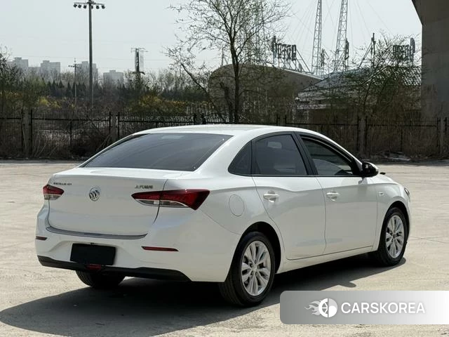 Buick Yinglang 2021 Белый из Китая, фото 4
