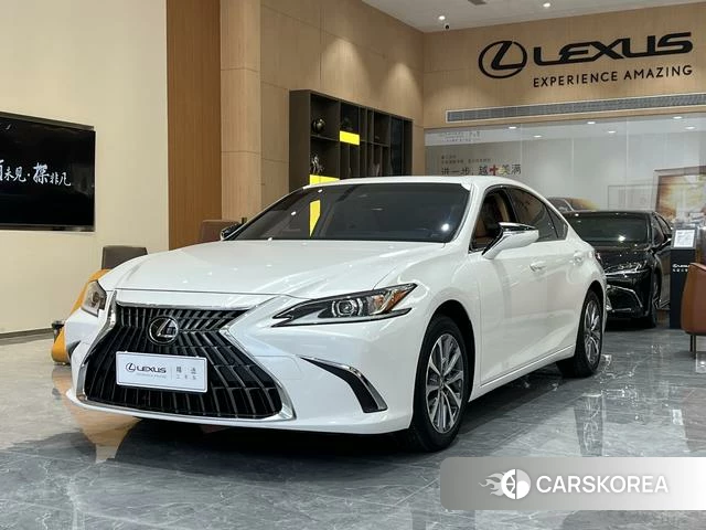 Lexus ES 2022 Белый из Китая, фото 4