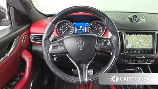 Maserati Levante 2019 Черный из Кореи, фото 4