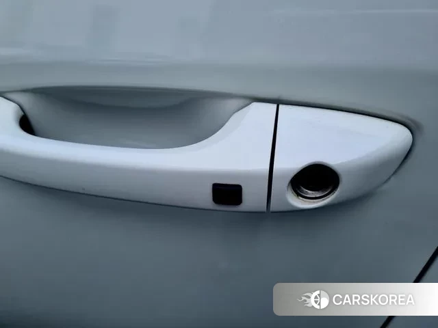 Ssangyong Tivoli Armor 2018 Белый из Кореи, фото 4