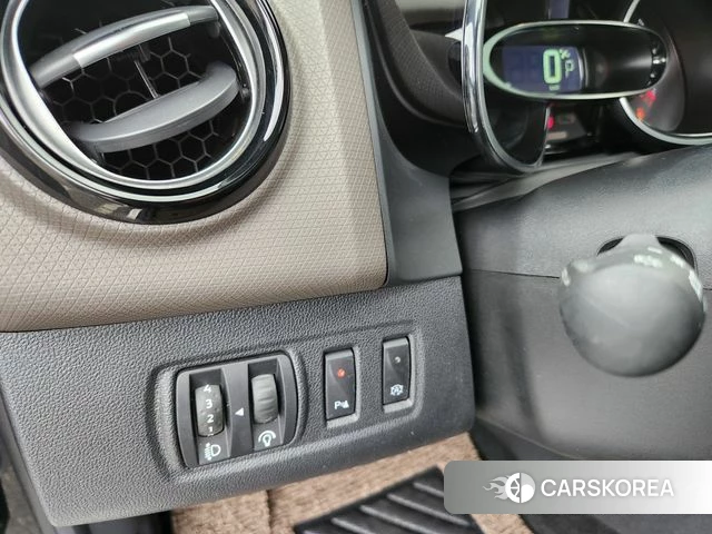 Renault Korea (Samsung) Clio 2019 Черный из Кореи, фото 4