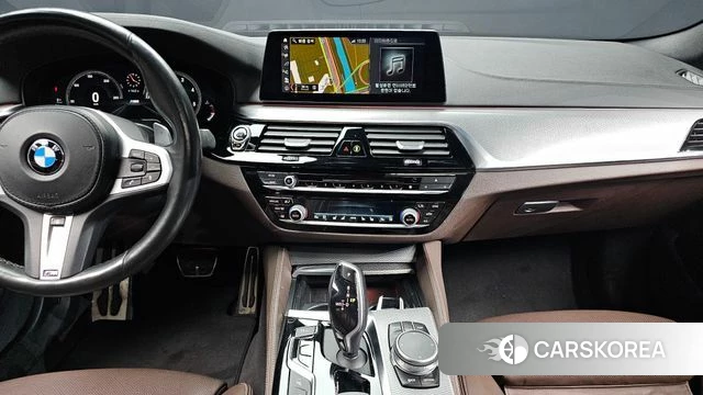 BMW 5 Series (G30) 2019 Белый из Кореи, фото 4